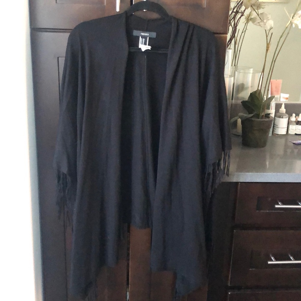 Gorgeous boho fringe kimono